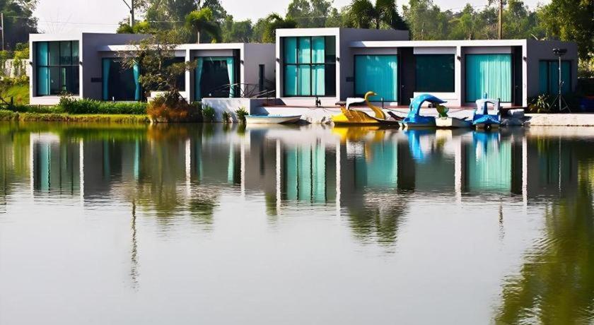 Thaiasia Goldensea Resort Phra Nakhon Si Ayutthaya Ngoại thất bức ảnh